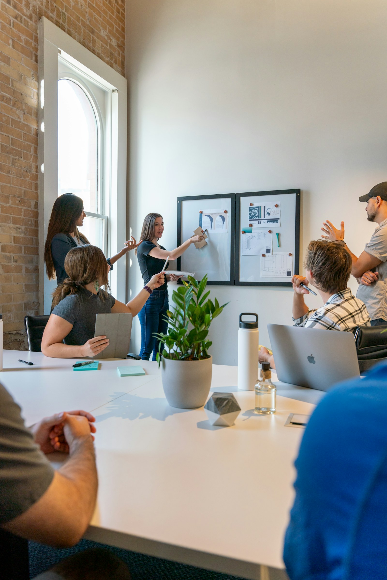 Team planning at a whiteboard